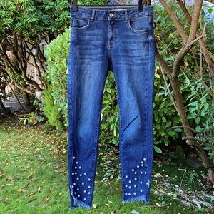 Zara Basic Denim Jeans | Sz 4 | Pearl Detail |